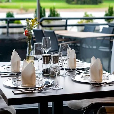 Rheingarten מלון דיסבורג