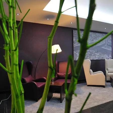 Rheingarten Szálloda 4*