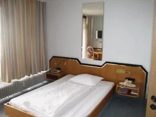 日恩盖特恩酒店 4* 杜伊斯堡