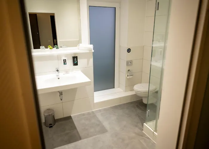 Rheingarten מלון דיסבורג