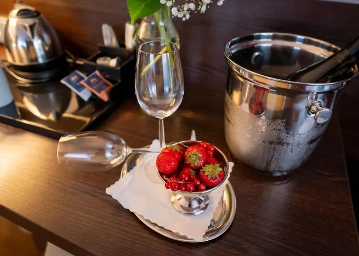 מלון Rheingarten 4*